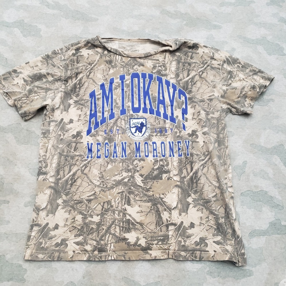 Megan Moroney Top Womens Medium Tan Realtree Camo Am I Okay Concert